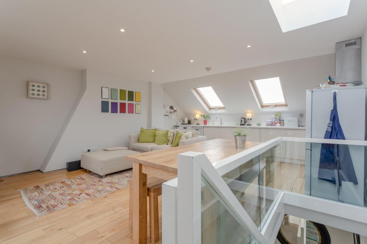 לונדון 2 Bedroom Apartment Hammersmith Grove Sleeps 4 מראה חיצוני תמונה
